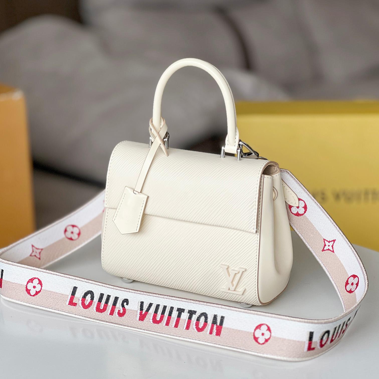 Louis Vuitton Cluny Mini (20 x 16 x 7.5cm)M58928 - DesignerGu