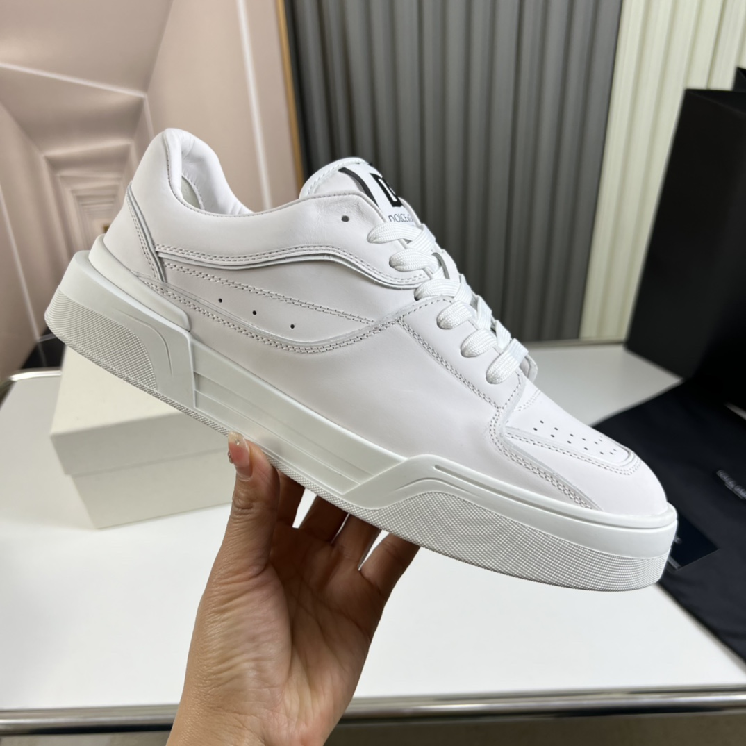 Dolce & Gabbana Calfskin nappa New Roma Sneakers - DesignerGu