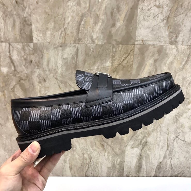 Louis Vuitton Major Loafer - DesignerGu