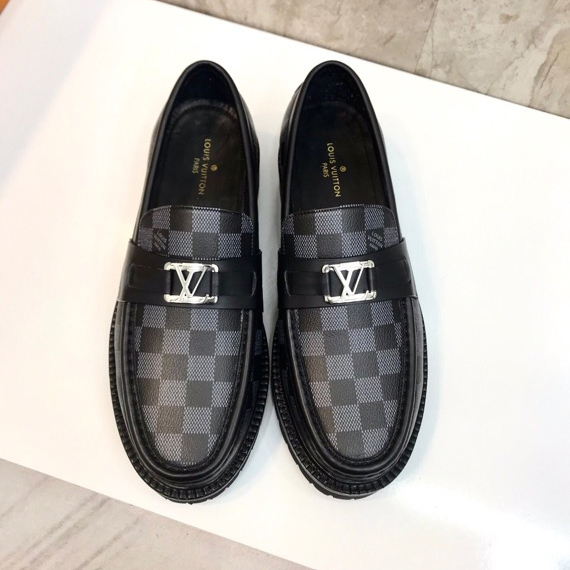 Louis Vuitton Major Loafer - DesignerGu