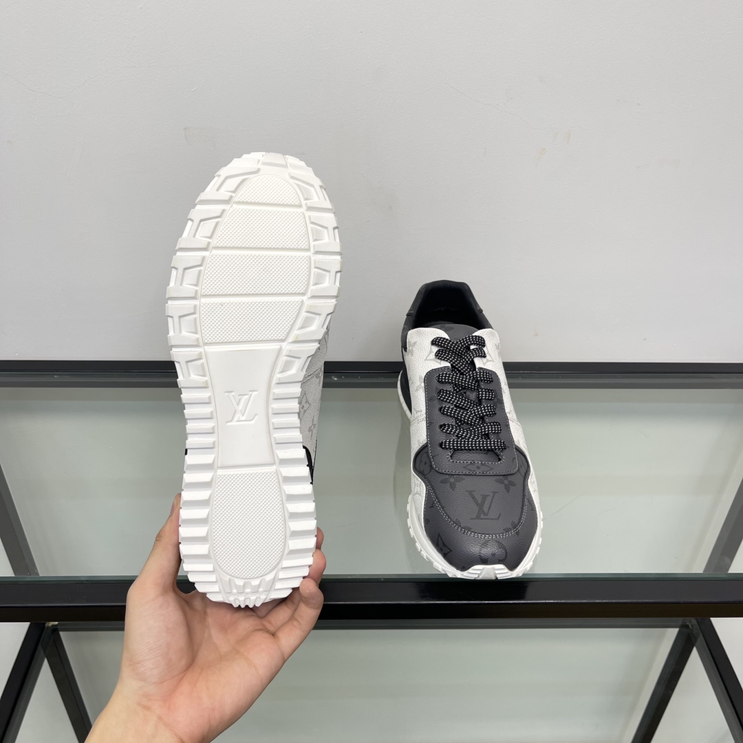 Louis Vuitton Run Away Sneaker        1A8UZL - DesignerGu