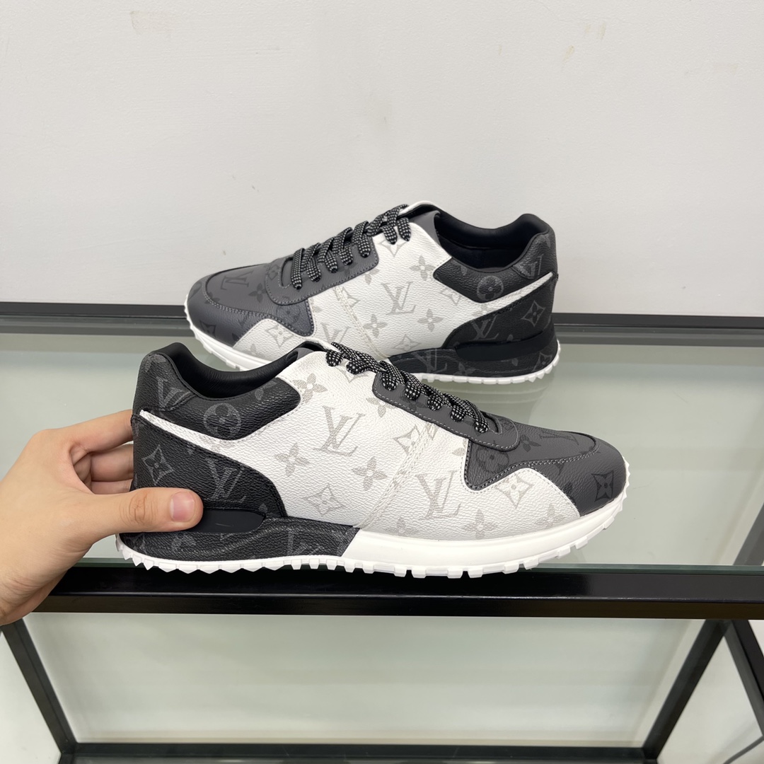 Louis Vuitton Run Away Sneaker        1A8UZL - DesignerGu