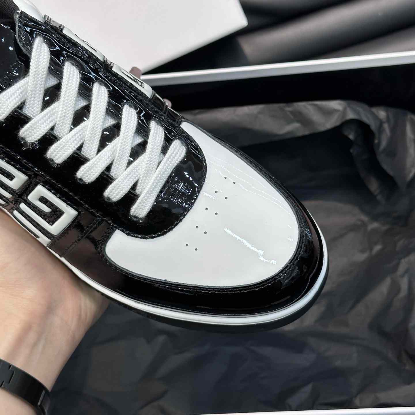 Givenchy G4 Sneakers In Patent Leather - DesignerGu