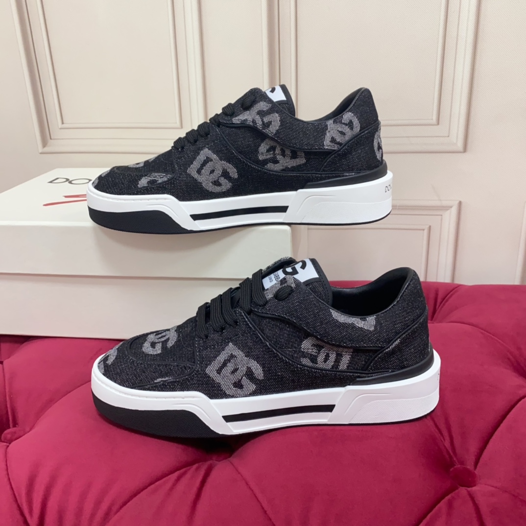 Dolce & Gabbana New Roma Sneakers With Denim Logo - DesignerGu