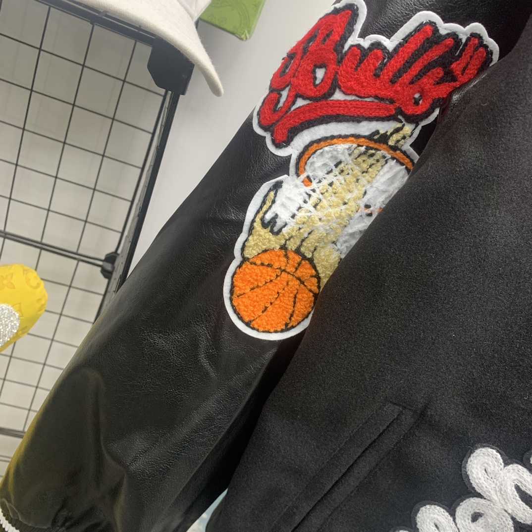 Off White C/O Chicago Bulls Varsity Jacket - DesignerGu