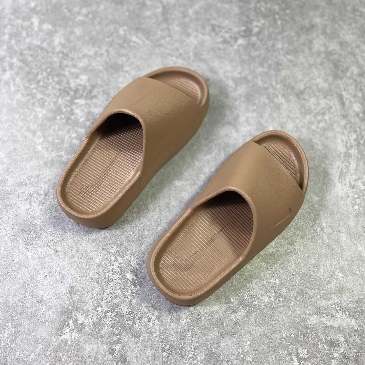 Nike Calm Slide   FD4116-200 - DesignerGu