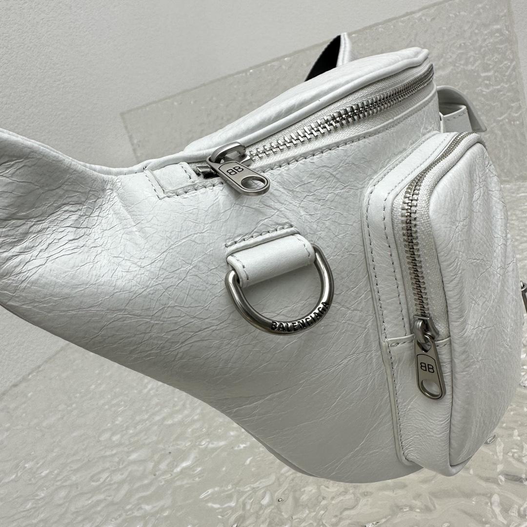 Balenciaga Superbusy Beltpack In White - DesignerGu