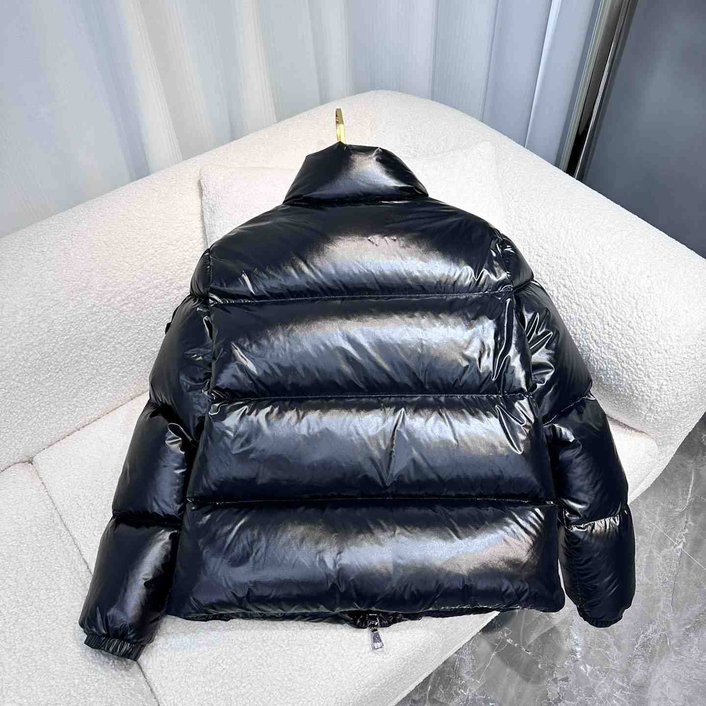 Moncler Meuse Short Down Jacket - DesignerGu