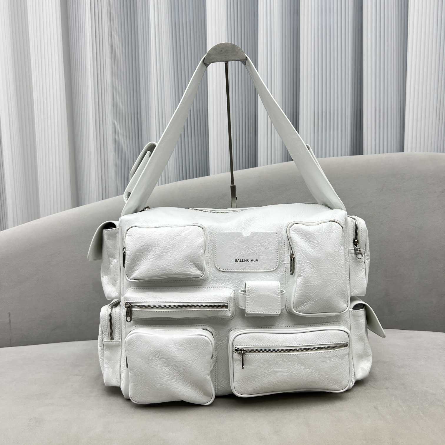 Balenciaga Superbusy Large Sling Bag In White - DesignerGu