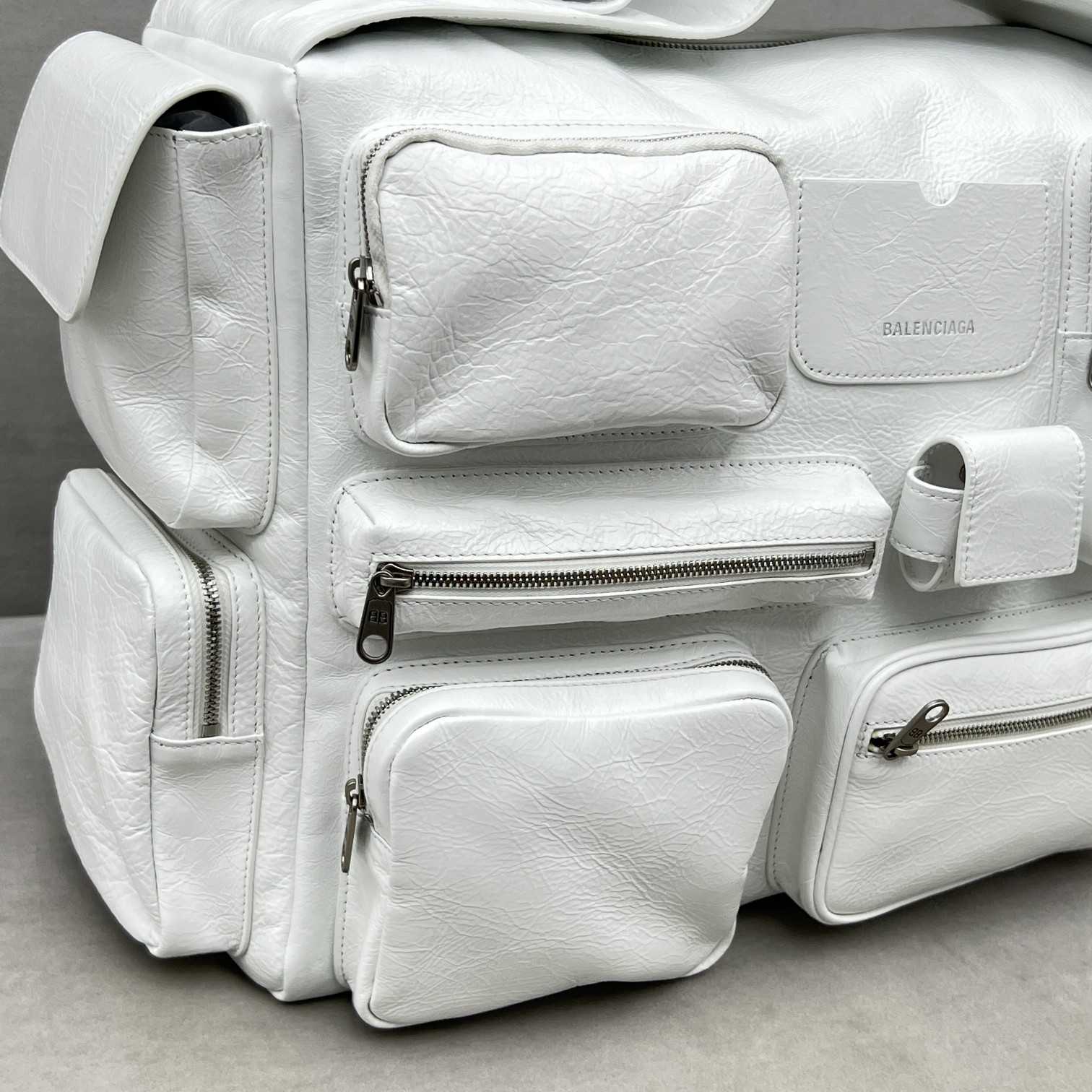 Balenciaga Superbusy Large Sling Bag In White - DesignerGu