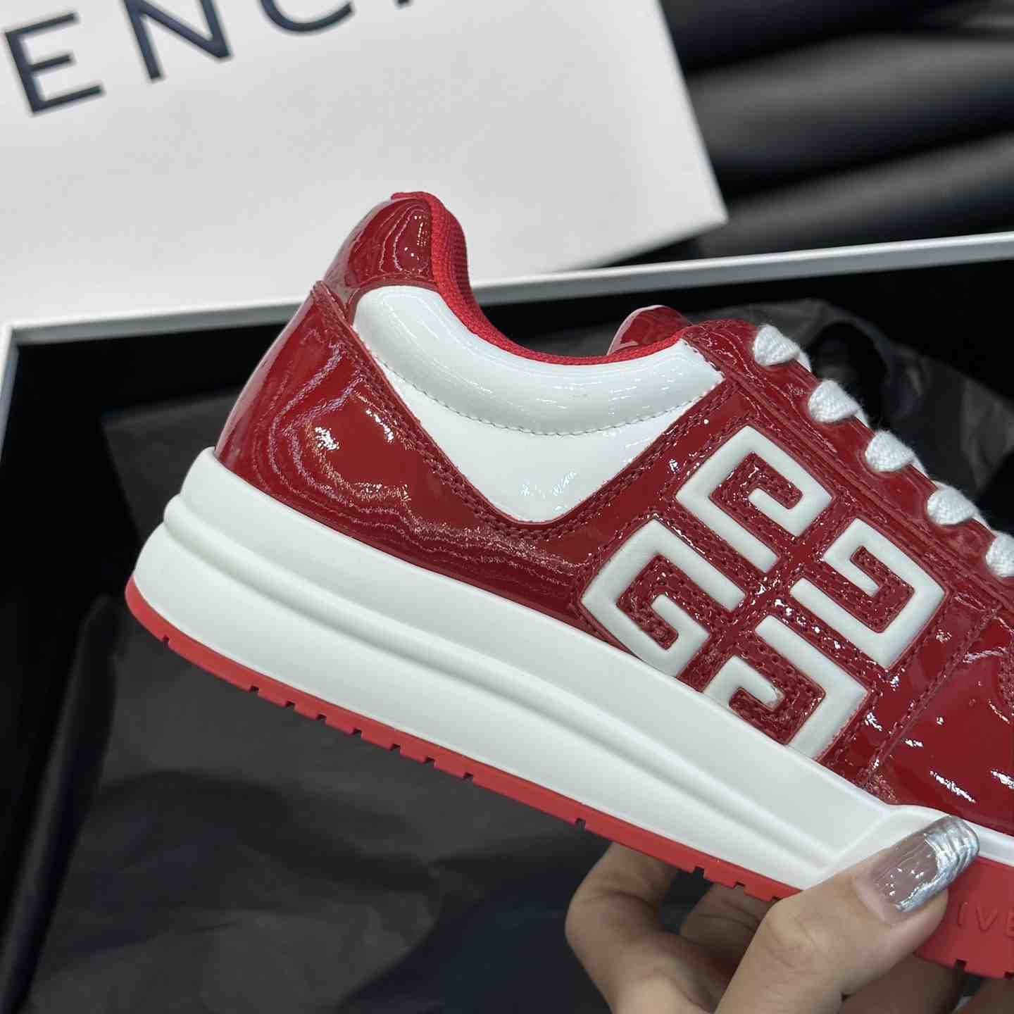 Givenchy G4 Sneakers In Patent Leather - DesignerGu