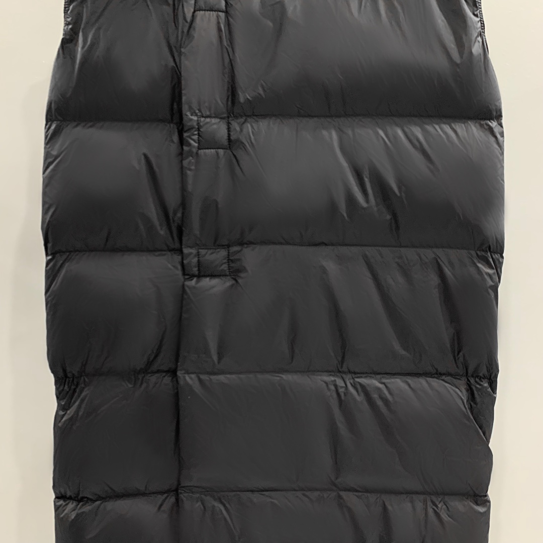 Rick Owens Black Padded Down Vest - DesignerGu