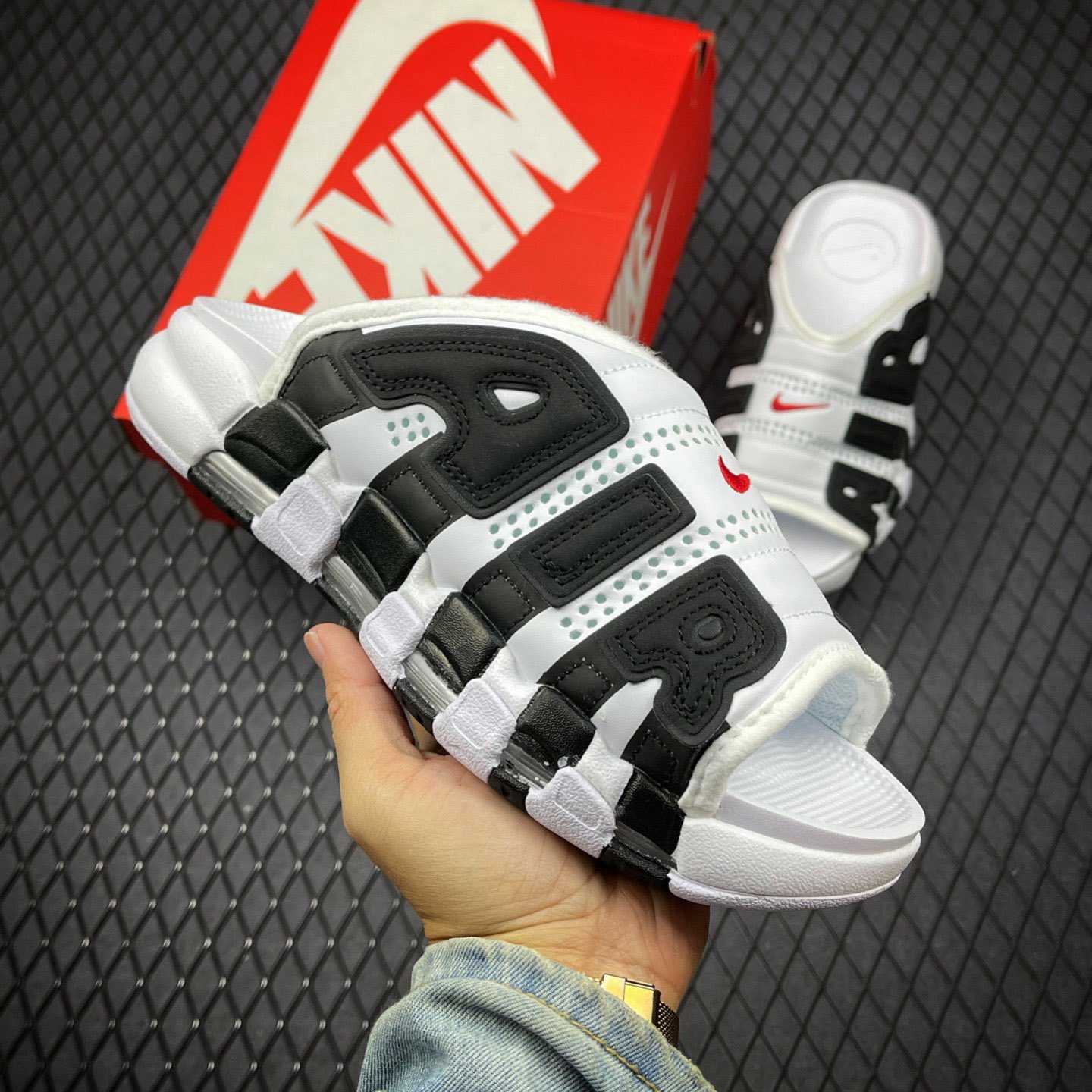 Nike Air More Uptempo Slide   FN3437-160  - DesignerGu