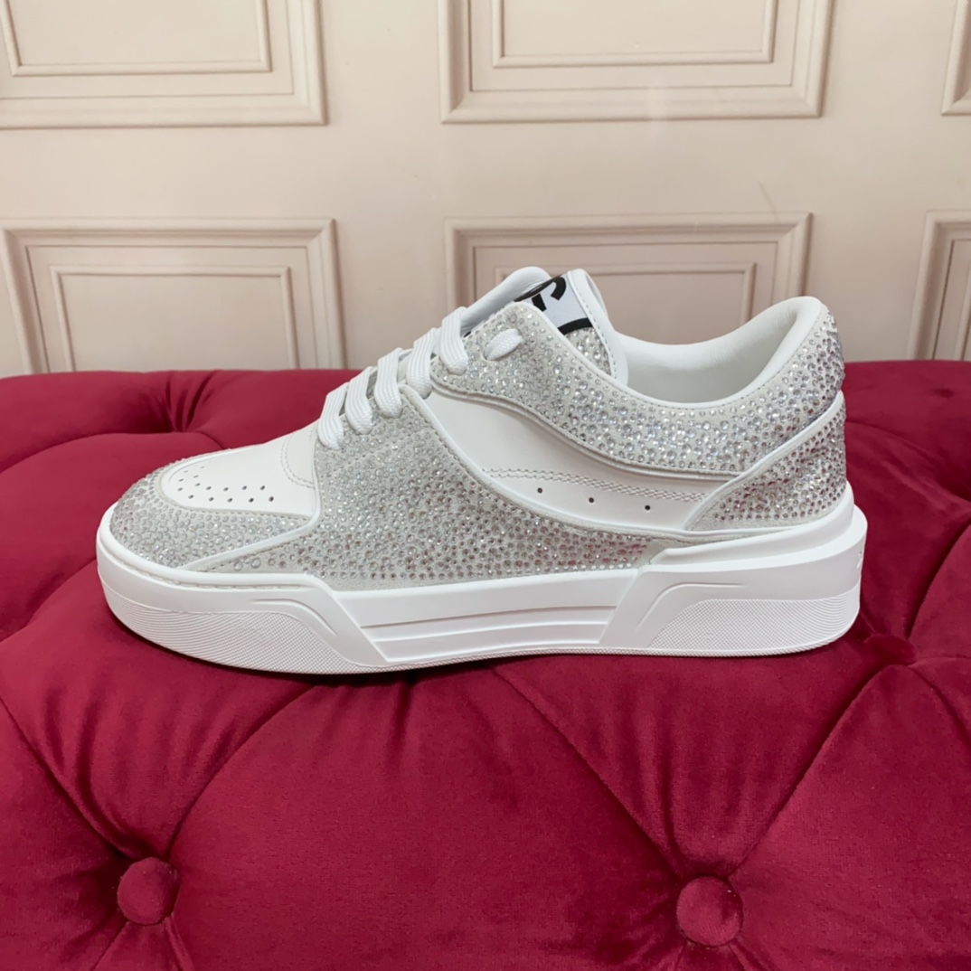 Dolce & Gabbana Crystal-embellished Leather Sneakers - DesignerGu