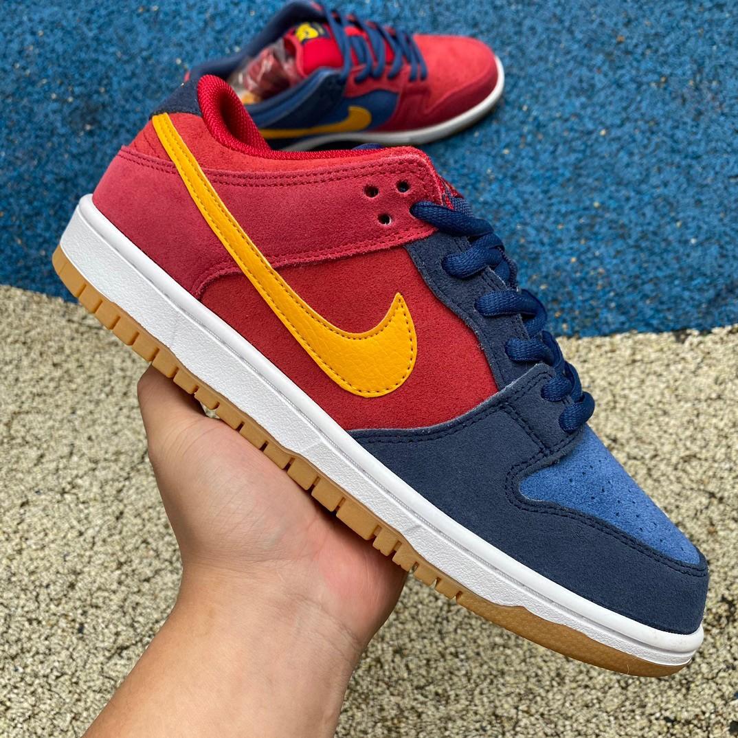 Nike SB Dunk Low Sneaker    DJ0606-400 - DesignerGu