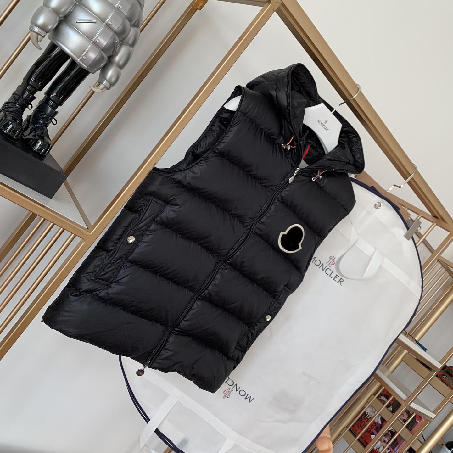 Moncler Black Vanoise Hooded Gilet - DesignerGu