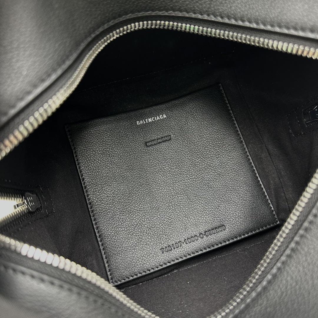 Balenciaga 4X4 Small Bag In Black - DesignerGu