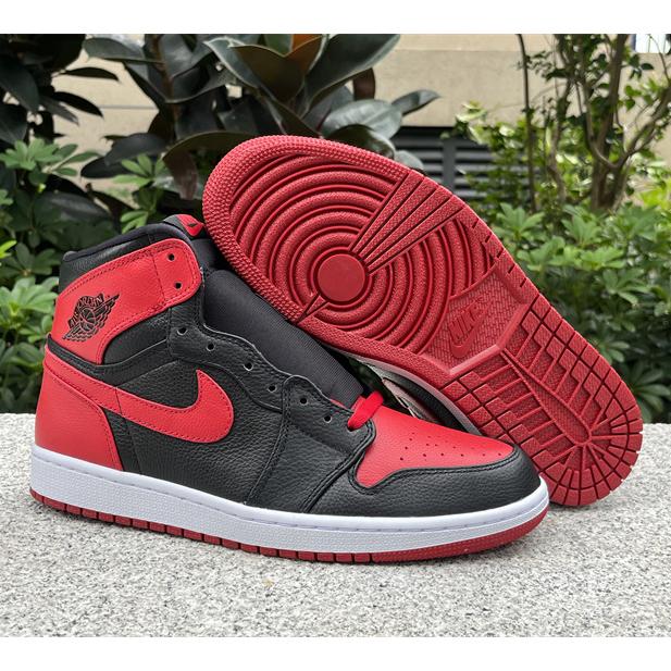 Air Jordan 1 “Banned” Sneaker      432001-001  - DesignerGu