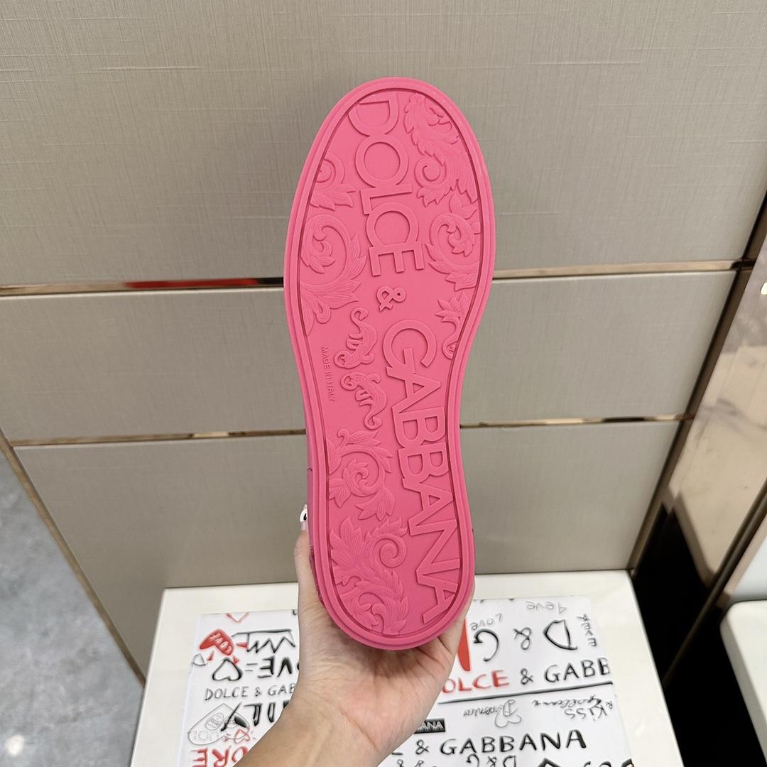 Dolce & Gabbana Embossed Logo Sneakers - DesignerGu