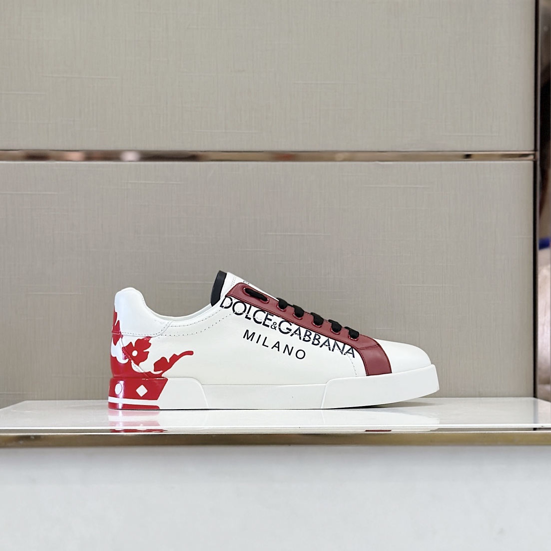 Dolce & Gabbana Portofino Sneakers - DesignerGu