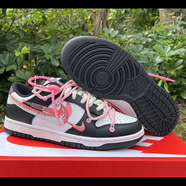 Nike Dunk Low Sneaker      FD4623-157 - DesignerGu