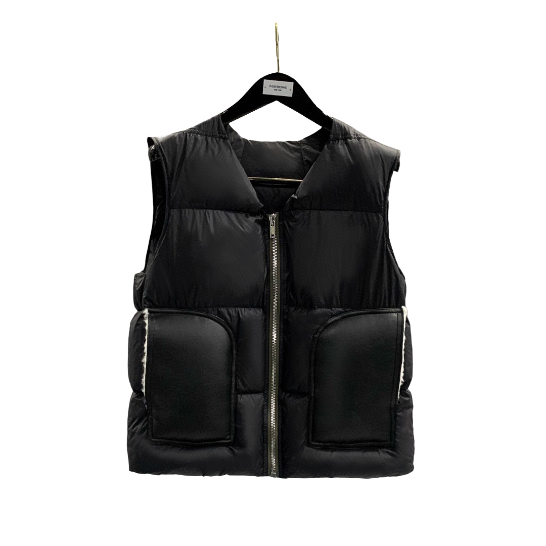 Rick Owens Cargo Sleeveless Puffer Jacket - DesignerGu