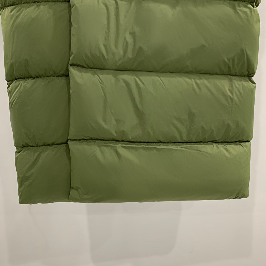 Rick Owens Green Padded Down Vest - DesignerGu