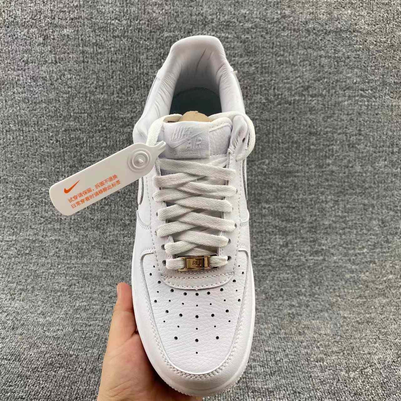 Nike Air Force 1 Sneaker      CZ8065-100 - DesignerGu