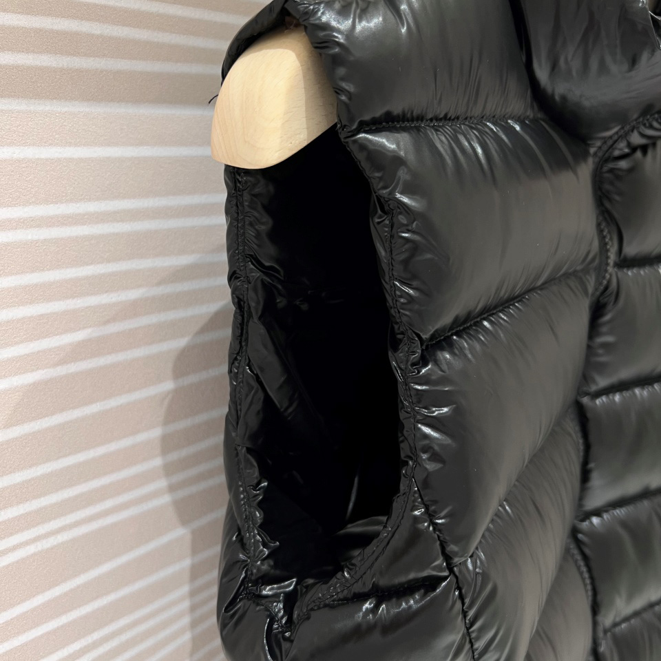 Moncler Ghany Down Vest - DesignerGu