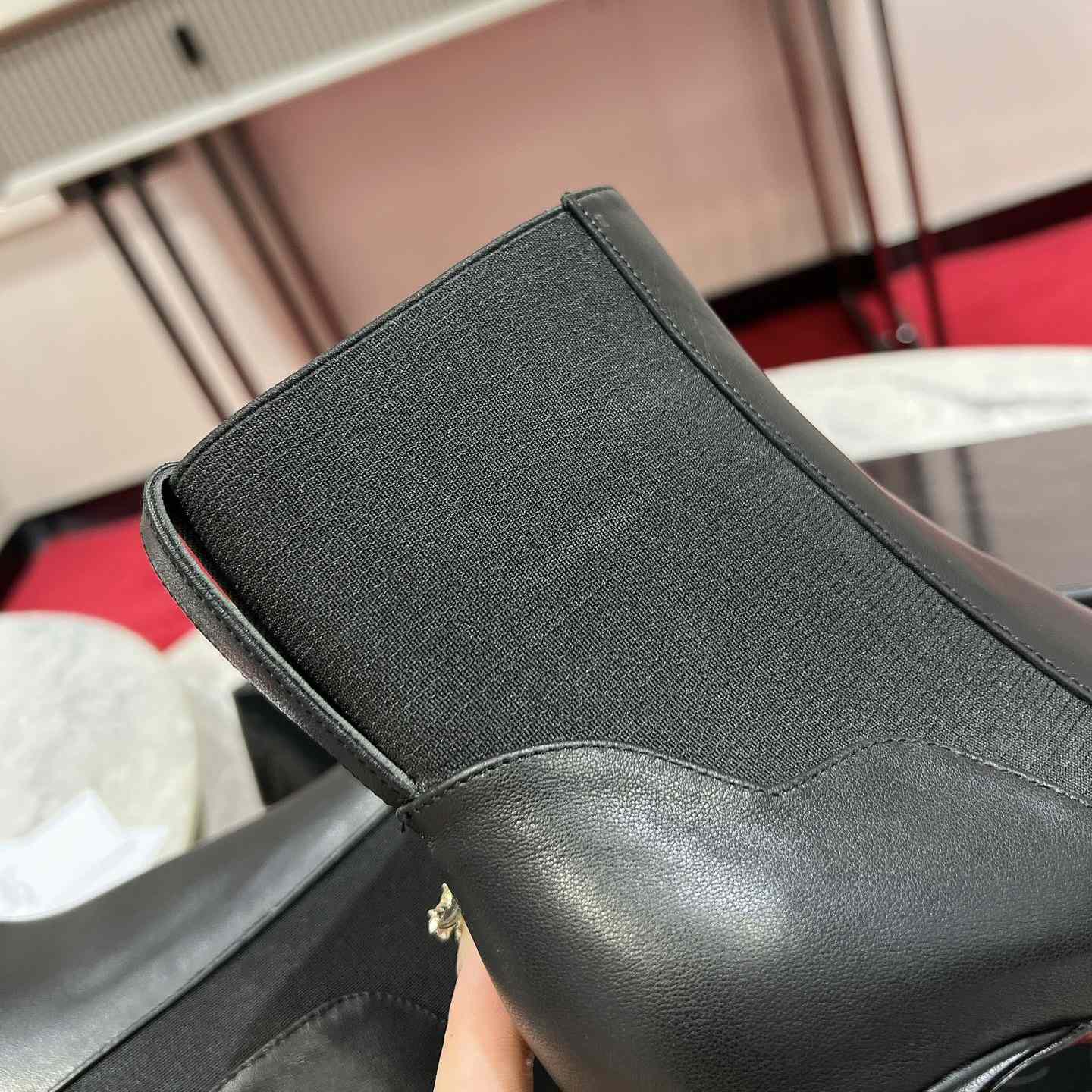 Christian Louboutin Chelsea Chick Booty 100 mm - DesignerGu