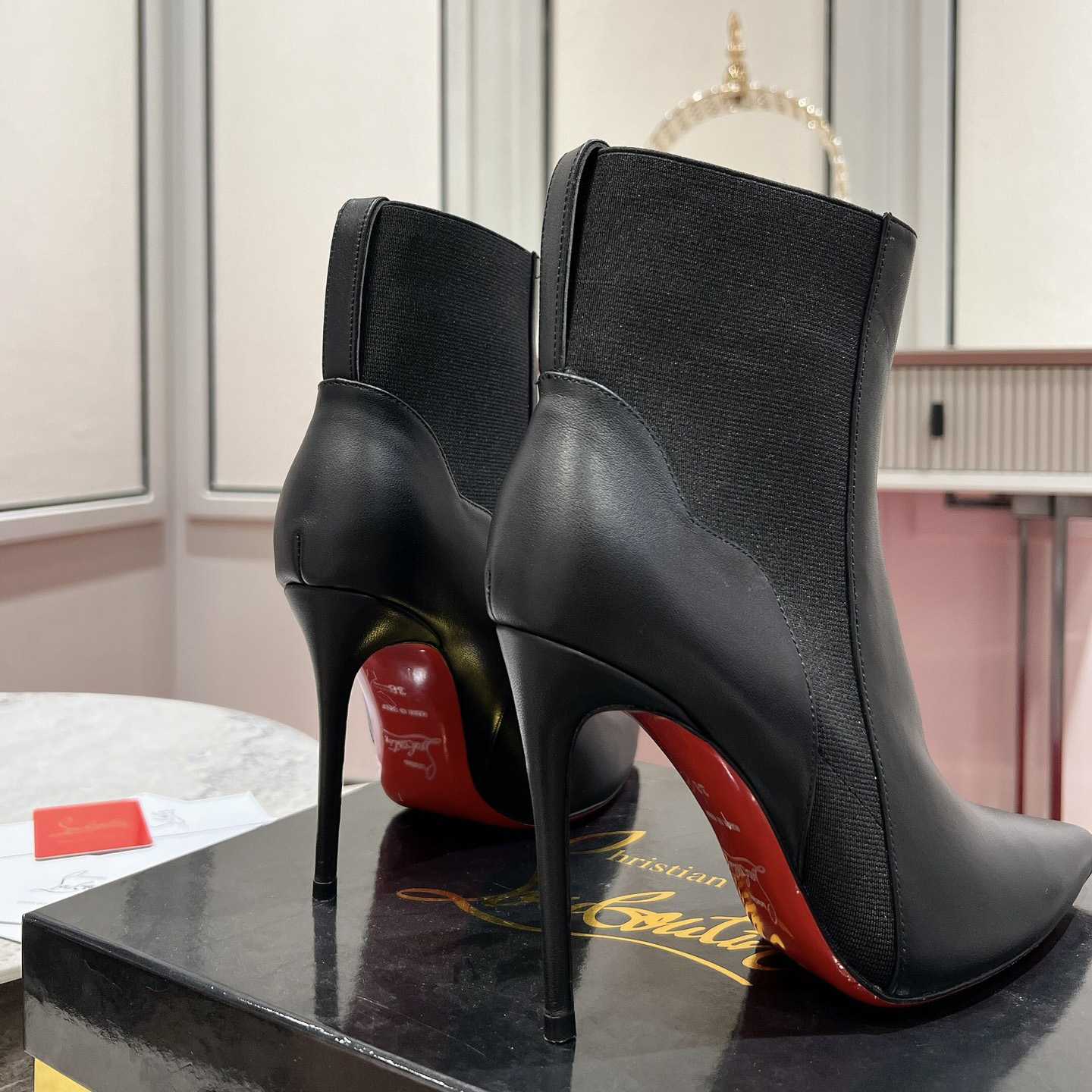 Christian Louboutin Chelsea Chick Booty 100 mm - DesignerGu