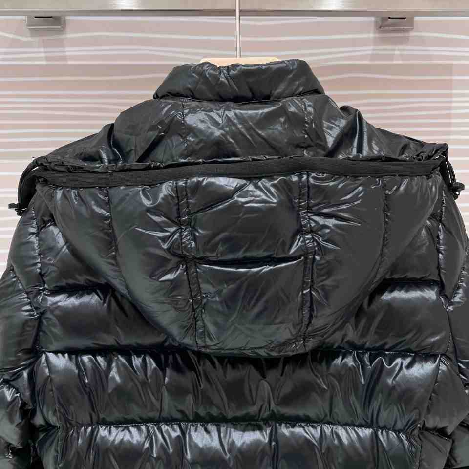 Moncler Bady Short Down Jacket - DesignerGu