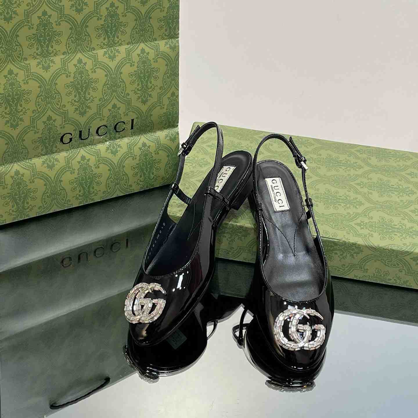 Gucci Women's Ballerina With Double G - DesignerGu