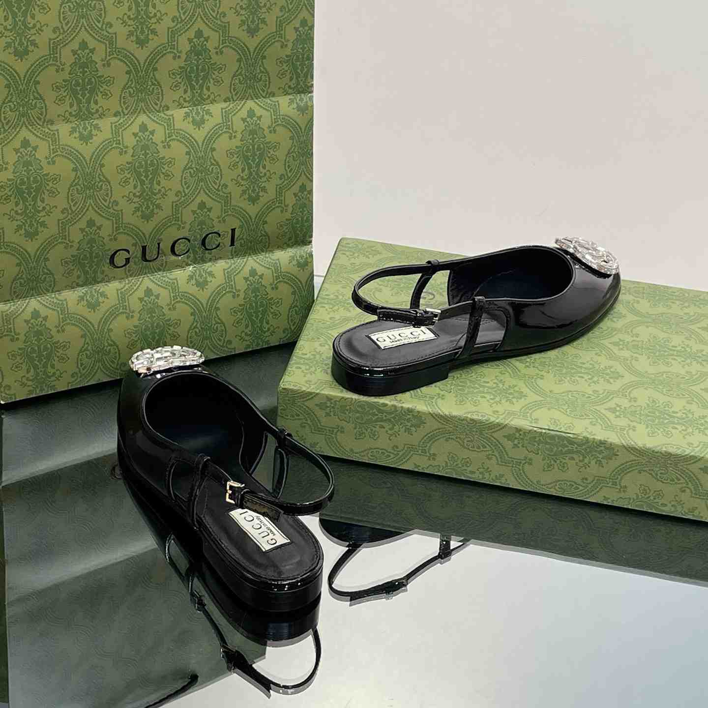 Gucci Women's Ballerina With Double G - DesignerGu