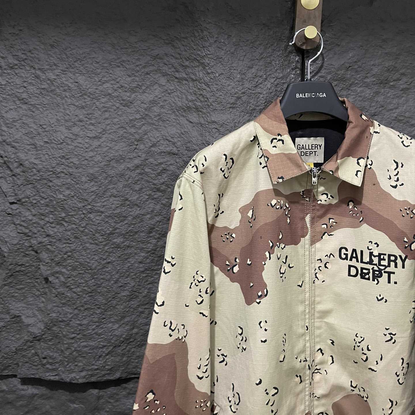 Gallery Dept. Camo Jacket - DesignerGu