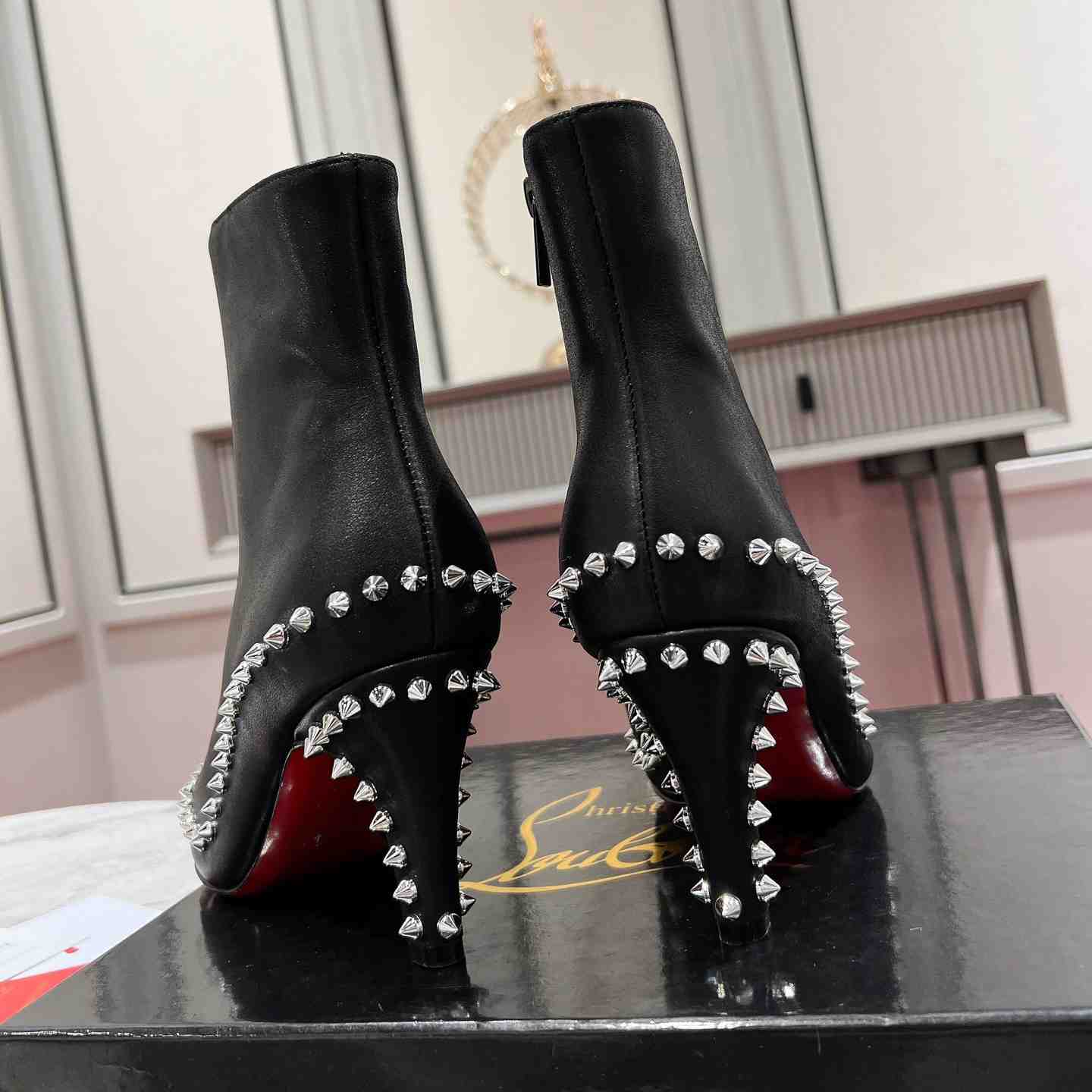 Christian Louboutin Vidura 85MM Leather Booties - DesignerGu