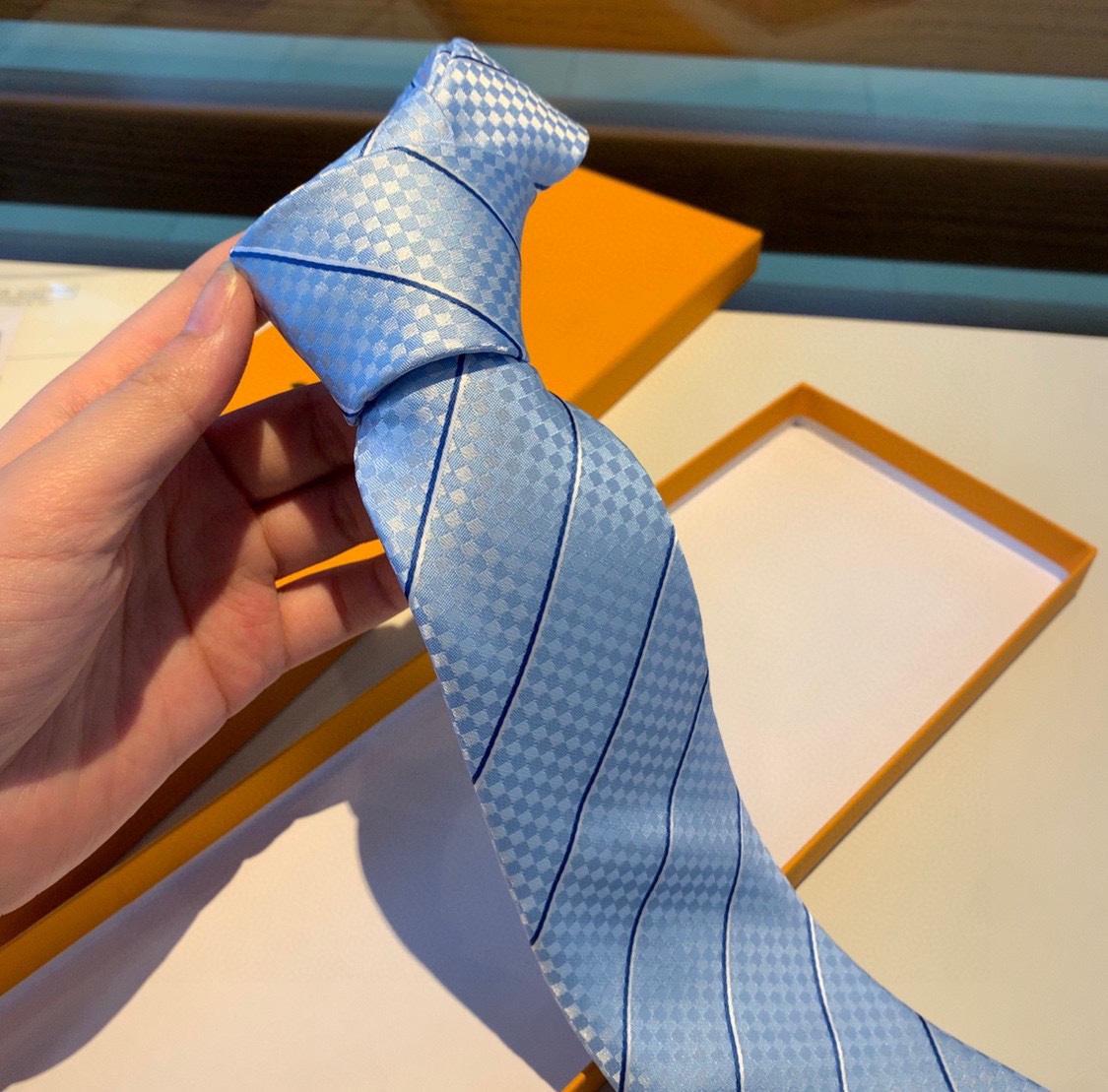 Louis Vuitton LV Thin Stripes Tie - DesignerGu