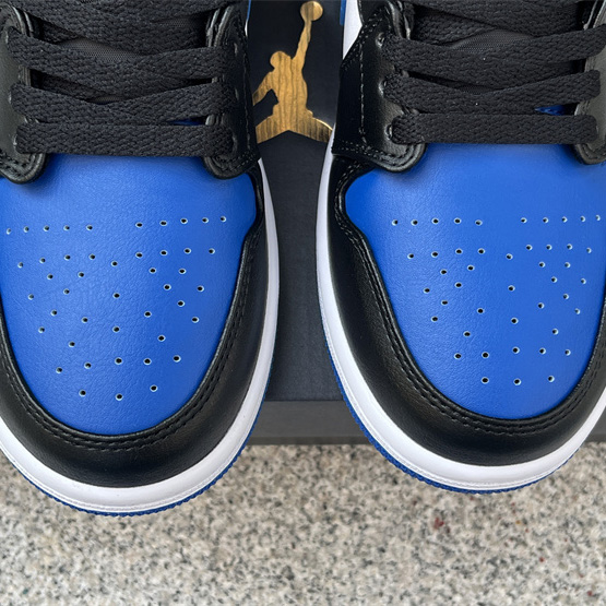 Air Jordan 1 Low Sneaker             553560-140 - DesignerGu