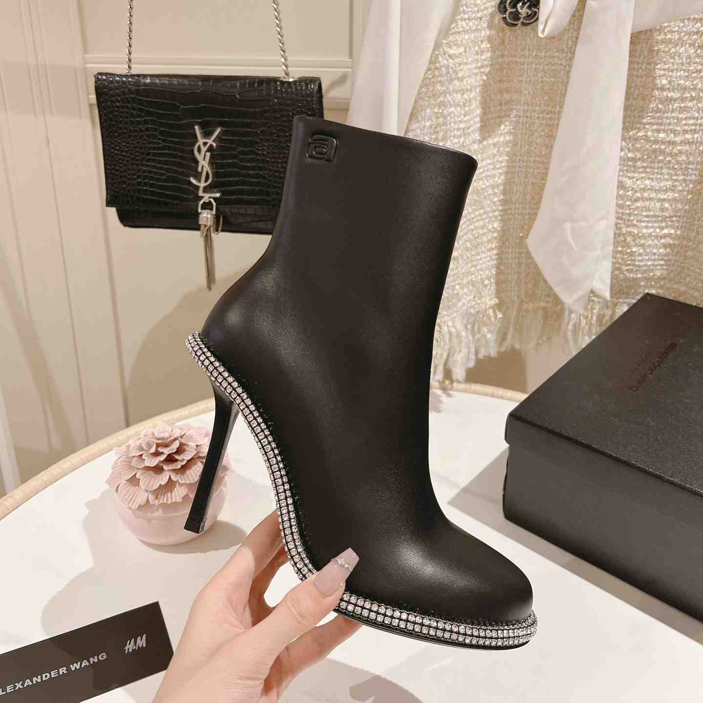 Alexander Wang Nova Round Toe Ankle Boot In Leather - DesignerGu