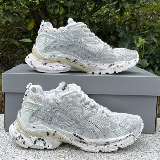 Balenciaga Runner Sneaker  - DesignerGu