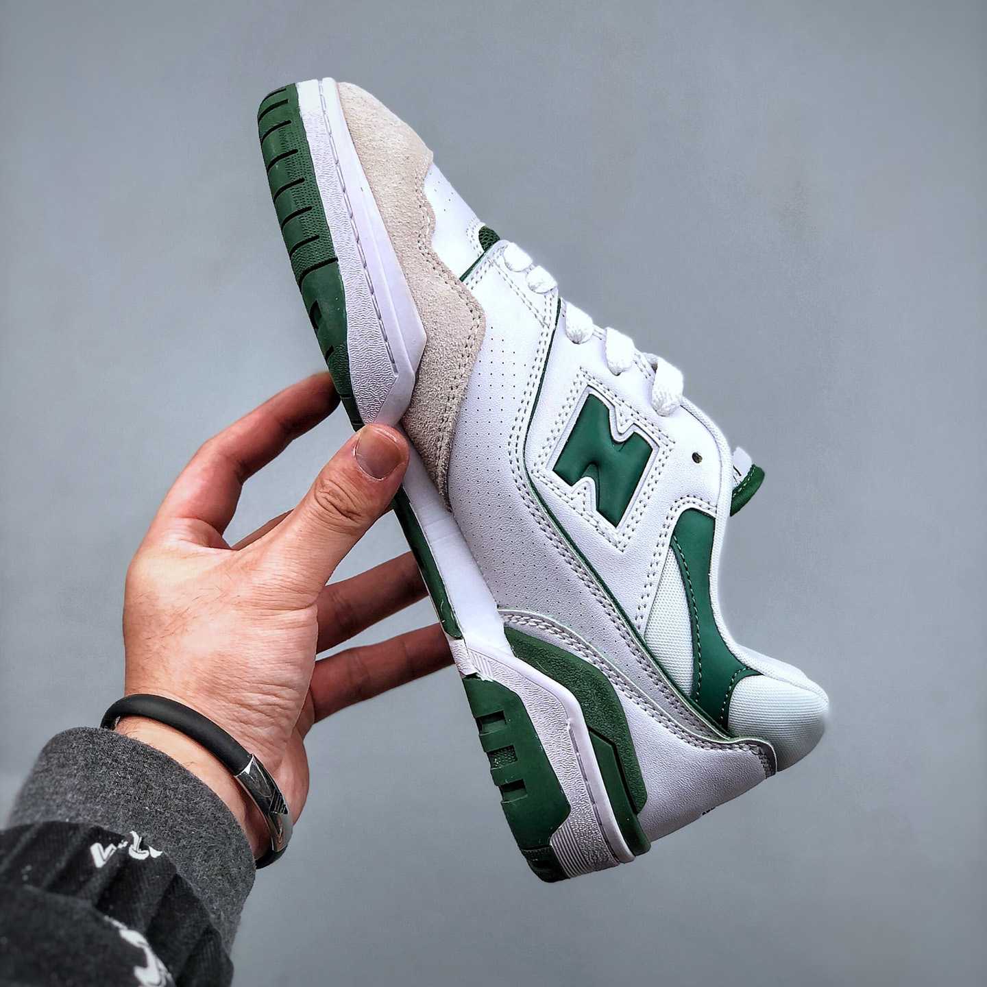 New Balance NB550 Sneakers       - DesignerGu