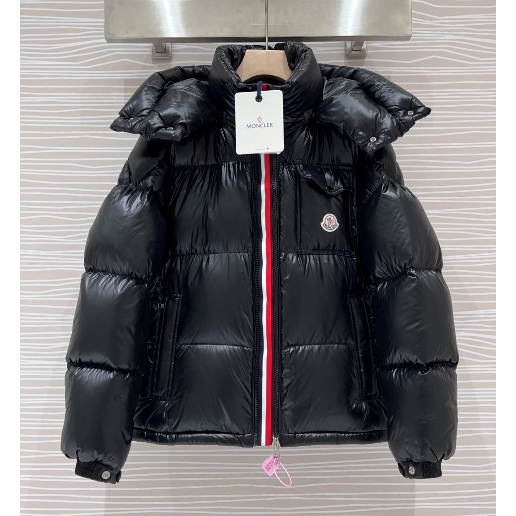 Moncler Montbeliard Short Down Jacket - DesignerGu