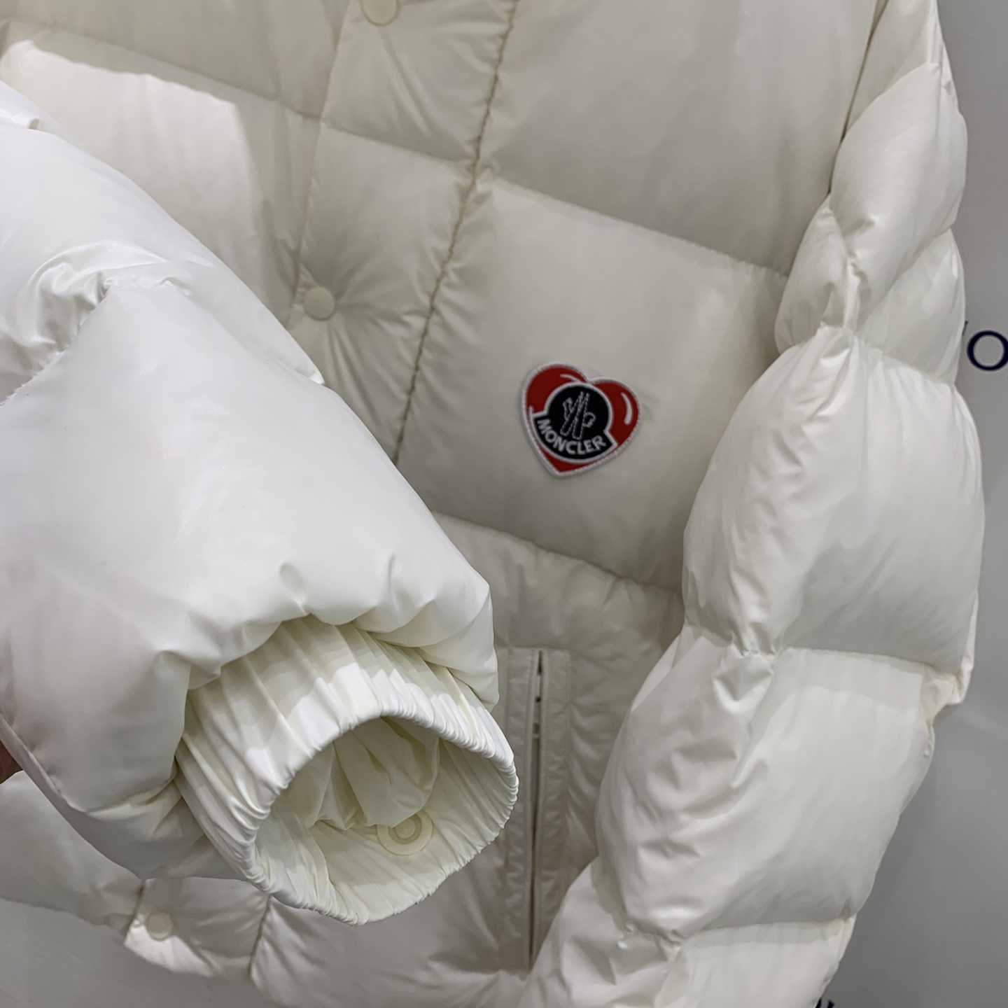 Moncler Misam short down jacket - DesignerGu