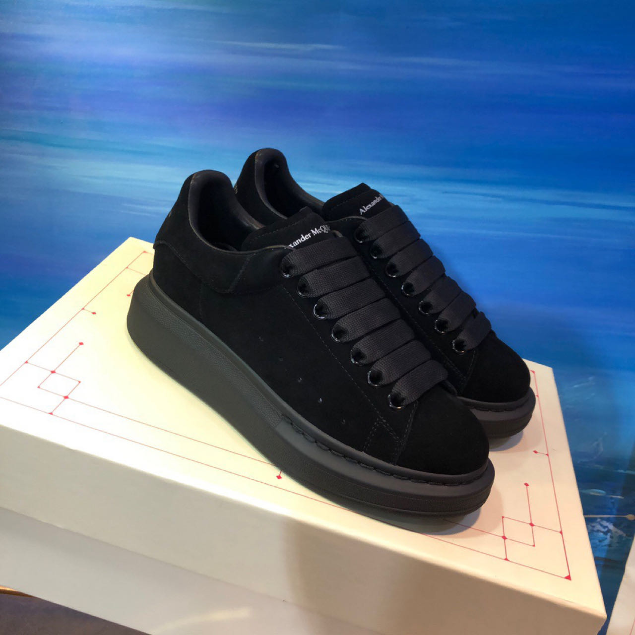 Alexander Mqueen Oversized Sneakers - DesignerGu