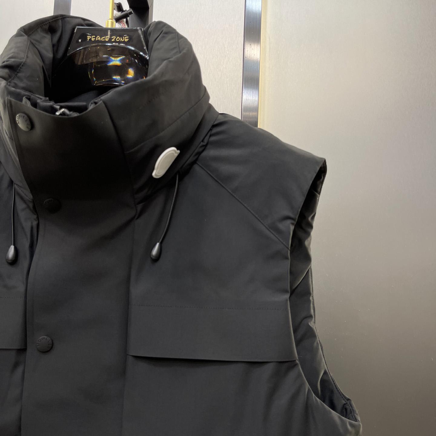 Moncler x HYKE Vanilis Padded Gilet - DesignerGu