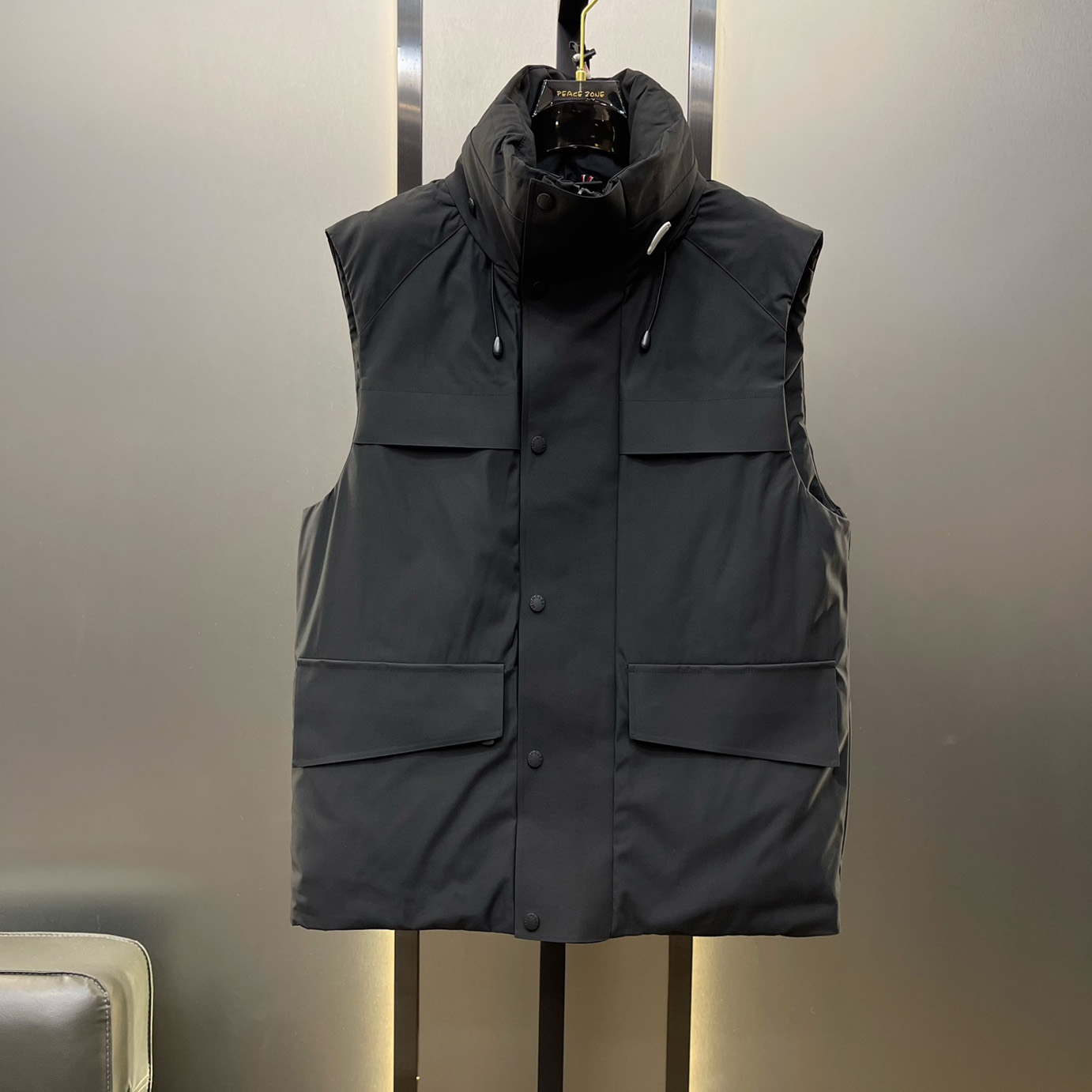 Moncler x HYKE Vanilis Padded Gilet - DesignerGu