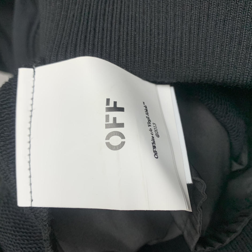 Off White Patch Arr Halfzip Tech Crewn Black No Co - DesignerGu