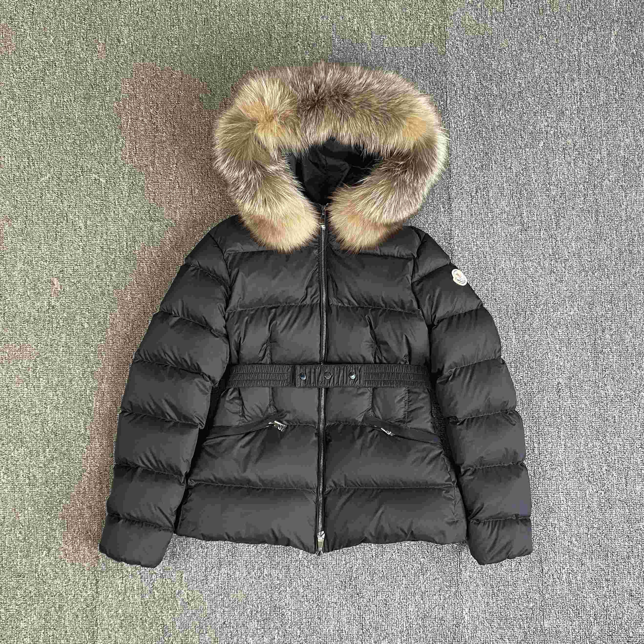 Moncler Boed Short Down Jacket - DesignerGu