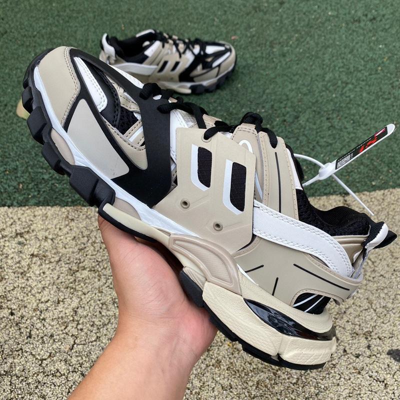 Balenciaga Track 3.0 Sneaker  - DesignerGu