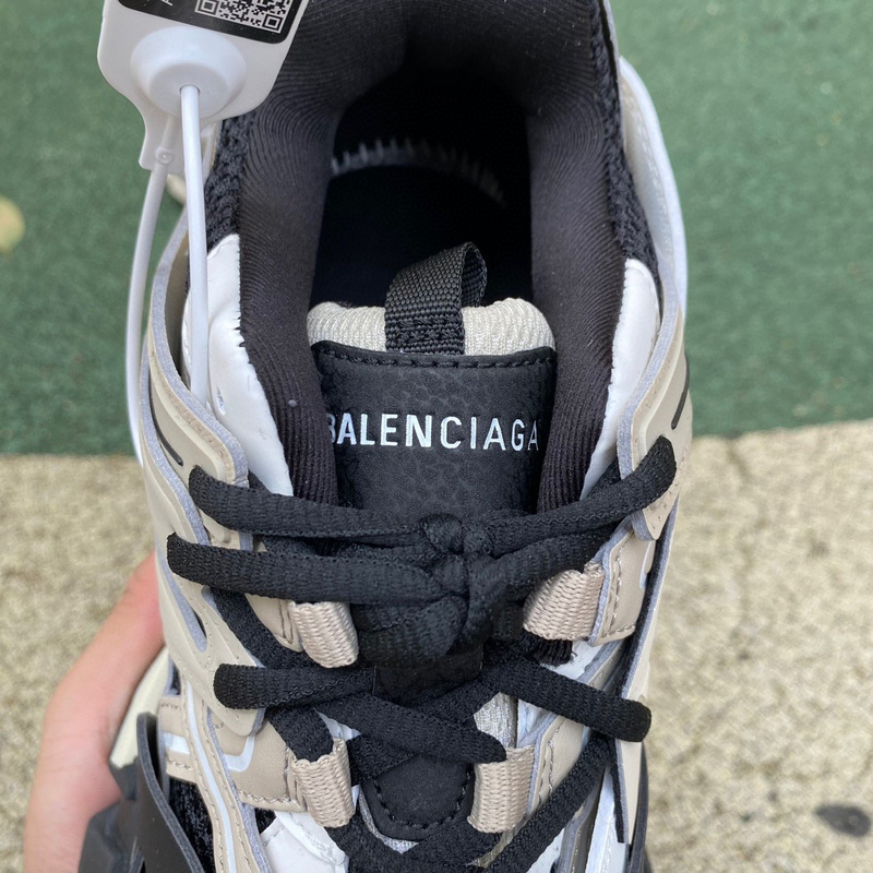 Balenciaga Track 3.0 Sneaker  - DesignerGu